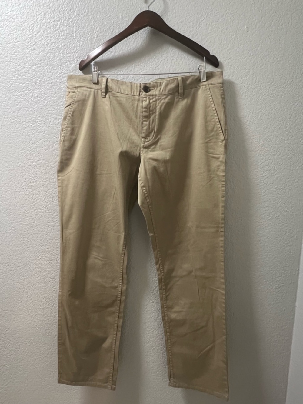 Boss Men's Khaki Chino Pants - Beige